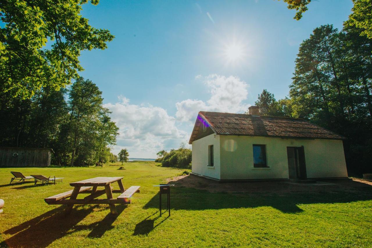 Burtnieka Ezera Maja Villa Valmiera Exteriör bild